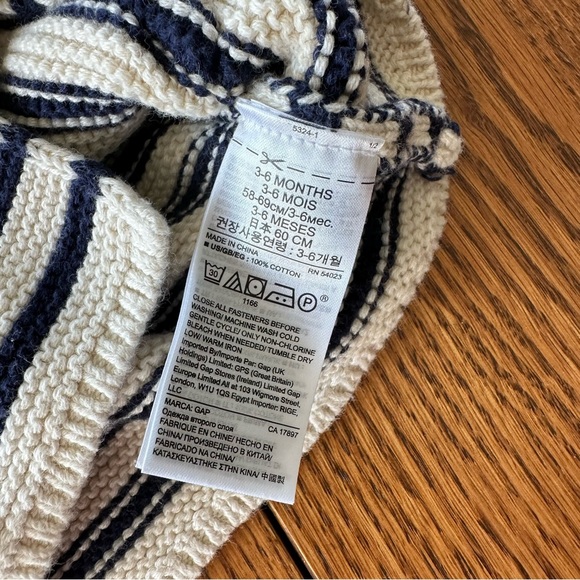 Gap Baby Bear Striped Cardigan with Star Pockets, size 3-6M - Picture 10 of 10